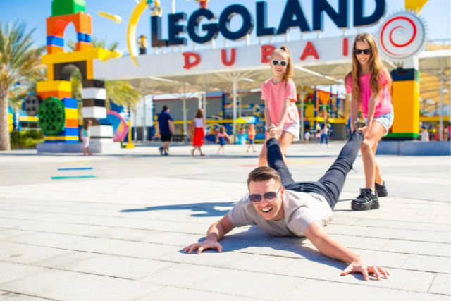 Family theme park vacation