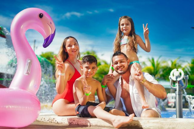 Family vacation poolside